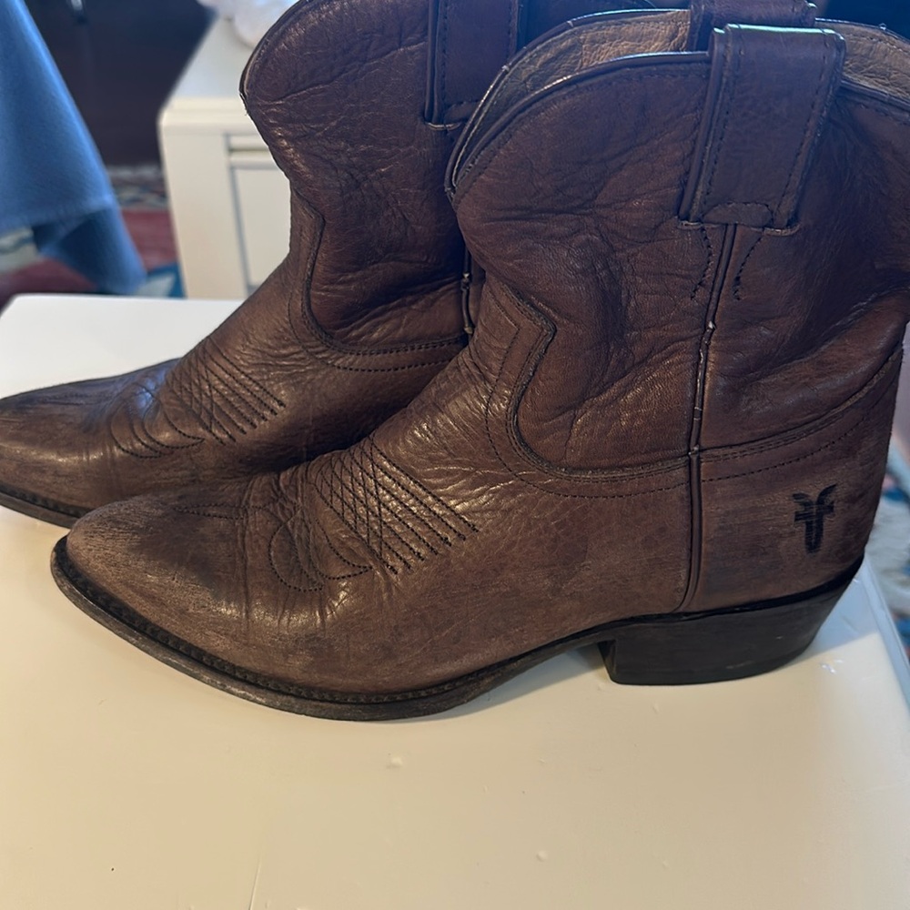 Frye western ankle bootie